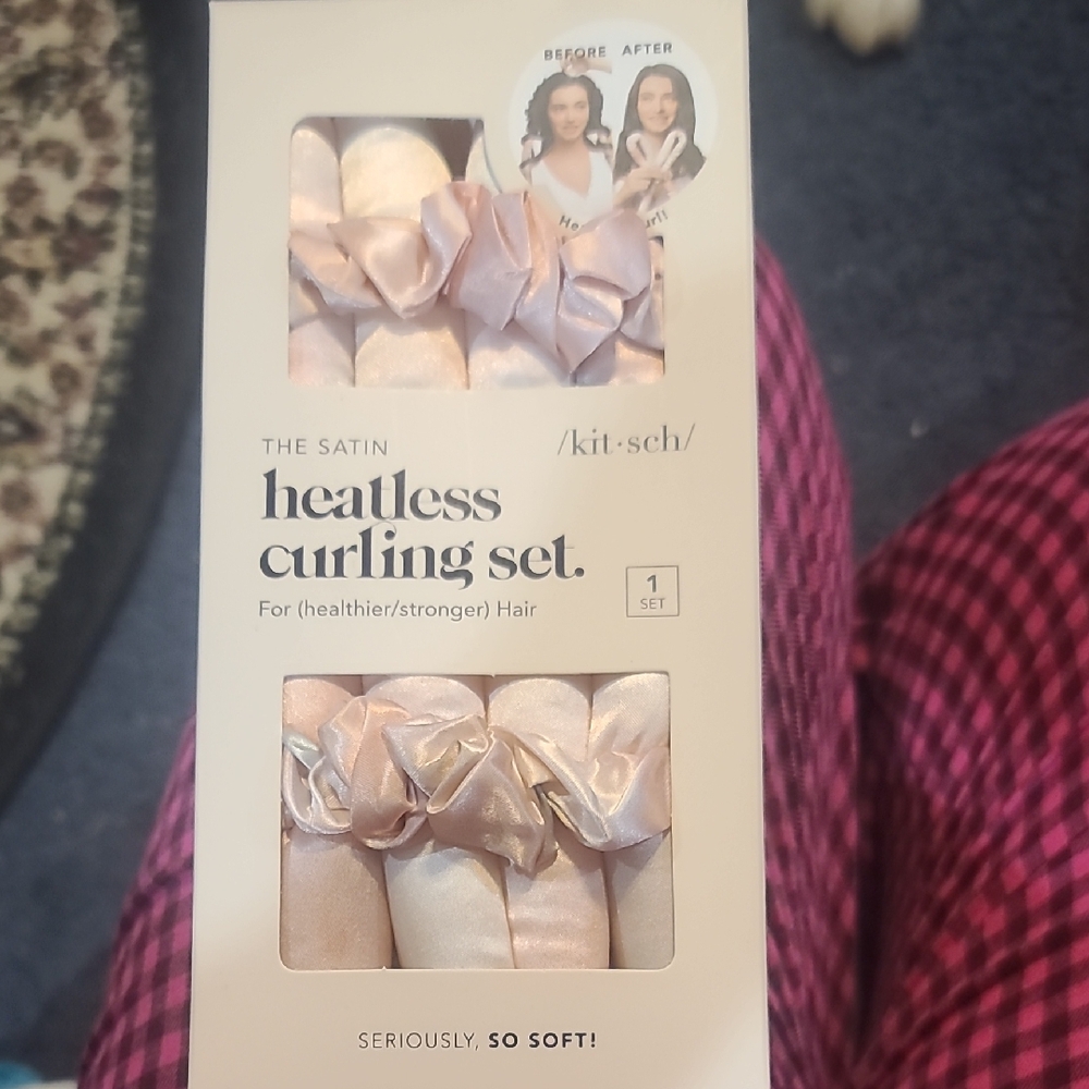Kitsch Satin Heatless Curling Set in Pink and Cream